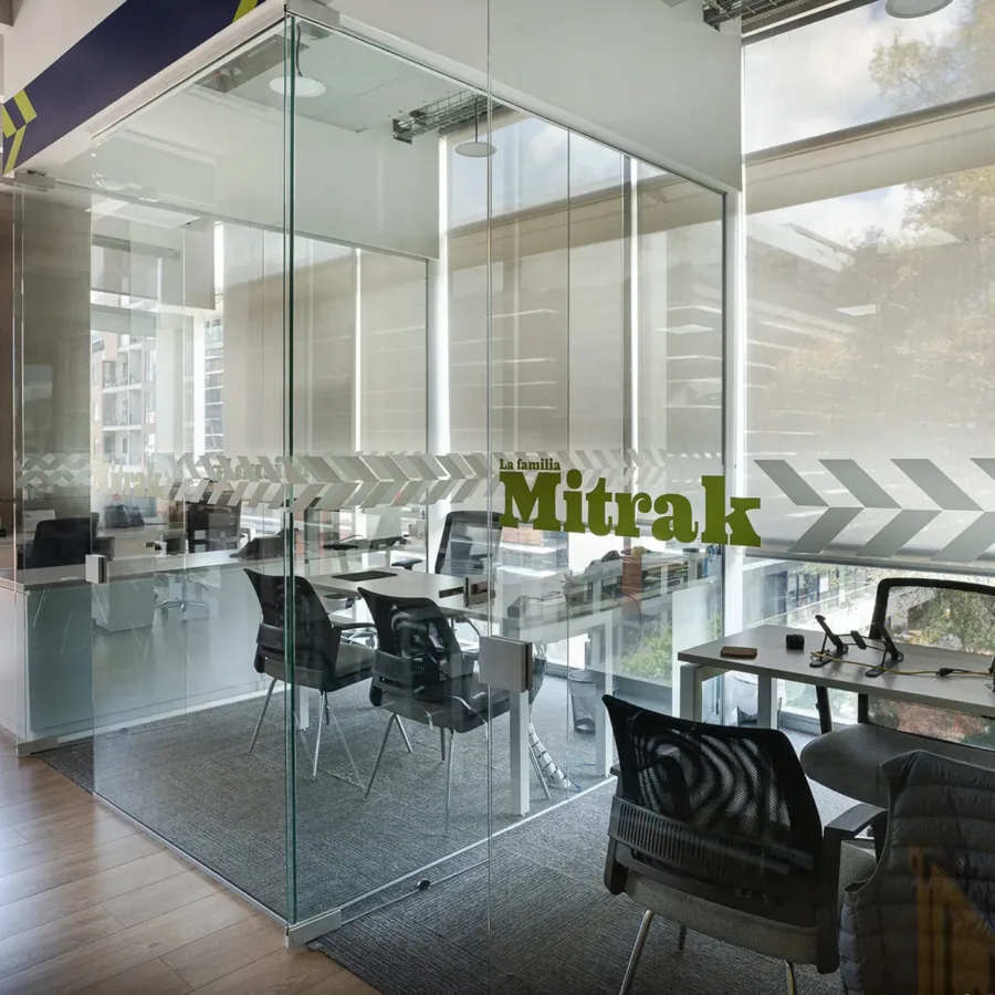 Por qué la Fabricación de Mobiliario Personalizado Vale la Inversión